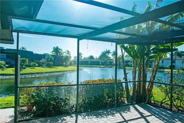 148  Lake Point Ln  , Naples, FL 34112