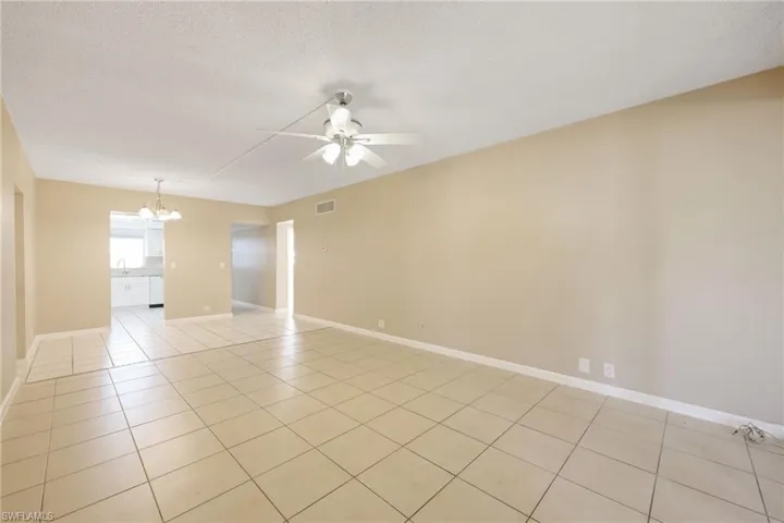 4216 SE 4th  PL, Cape Coral, FL 33904
