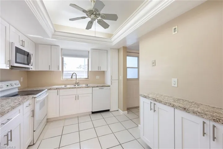 4216 SE 4th  PL, Cape Coral, FL 33904