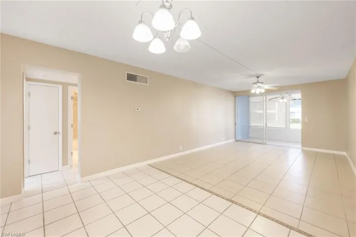 4216 SE 4th  PL, Cape Coral, FL 33904