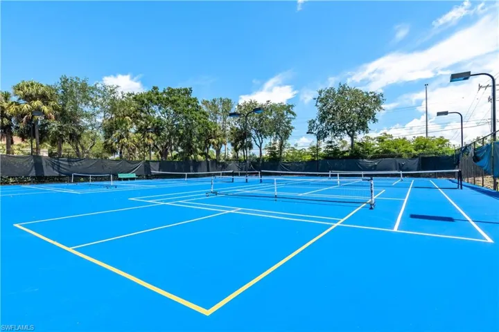 Tennis & Pickleball Courts