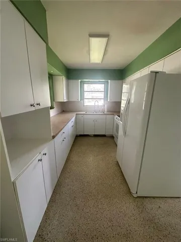 1826  Collier  AVE, Fort Myers, FL 33901