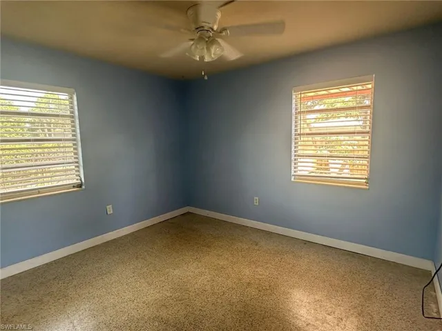 1826  Collier  AVE, Fort Myers, FL 33901