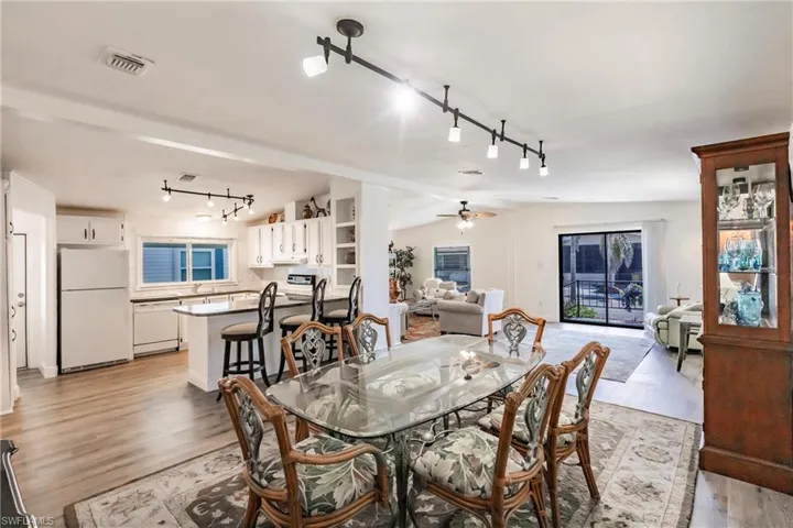 Dining, Kitchen and Living Open Floor Design
