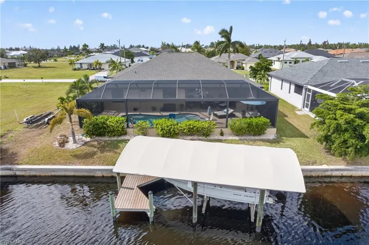 2315 Nw 38th Ave, Cape Coral, Florida 33993