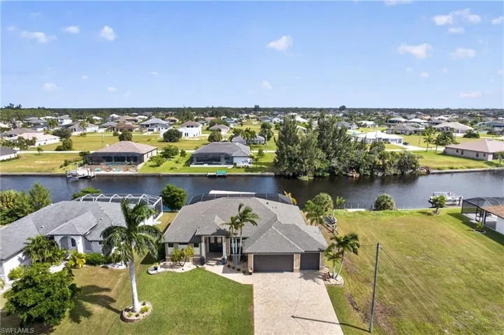 2315 Nw 38th Ave, Cape Coral, Florida 33993