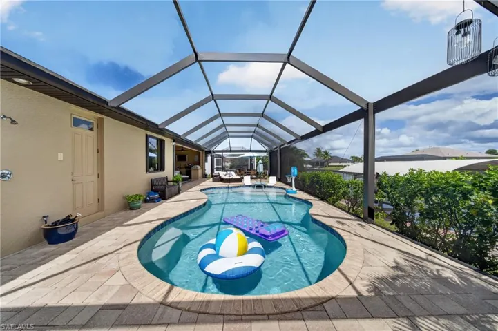 2315 Nw 38th Ave, Cape Coral, Florida 33993