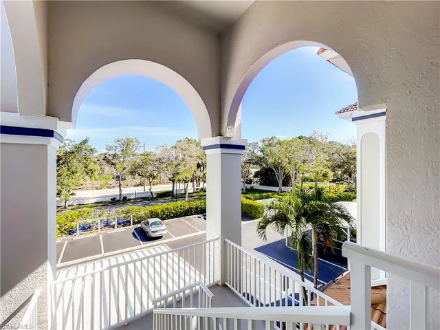 470 Bermuda Cove Way # 303, Naples, Florida 34110