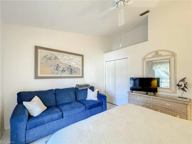 470 Bermuda Cove Way # 303, Naples, Florida 34110