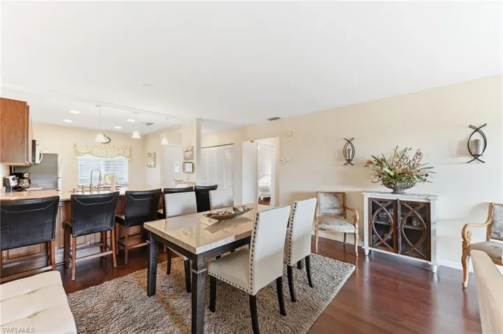 Dining area featuring  counter seating