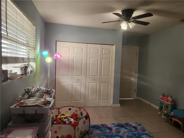 Bonus room: converted garage into a bedroom with a closet