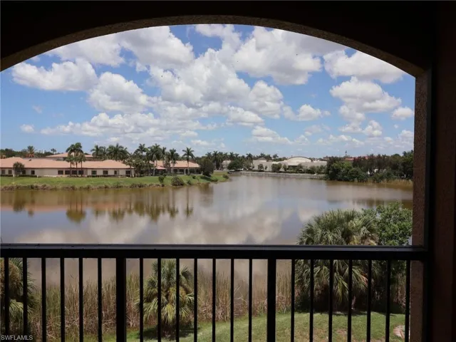 8754 River Homes Ln 8306, Bonita Springs, Florida 34135