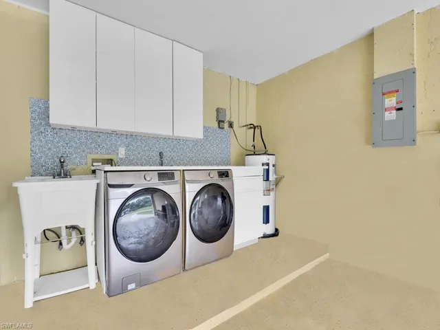 16259  Willow Stream  LN, North Fort Myers, FL 33917