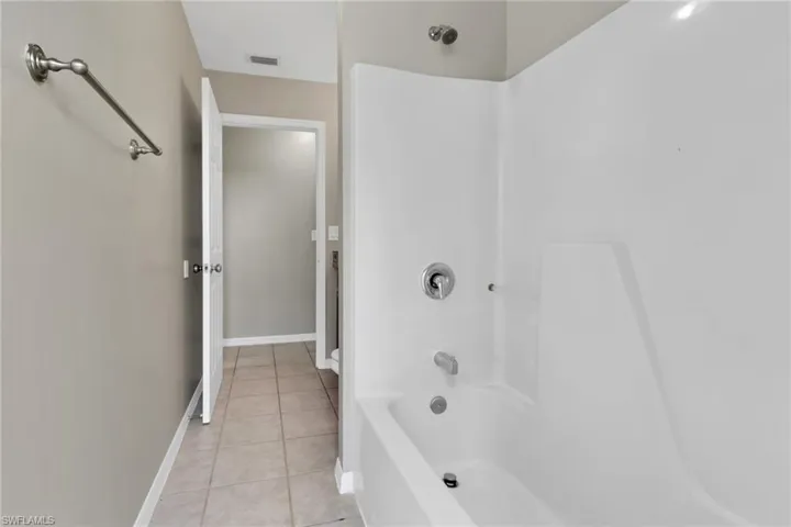 1121 SW 9th  AVE, Cape Coral, FL 33991