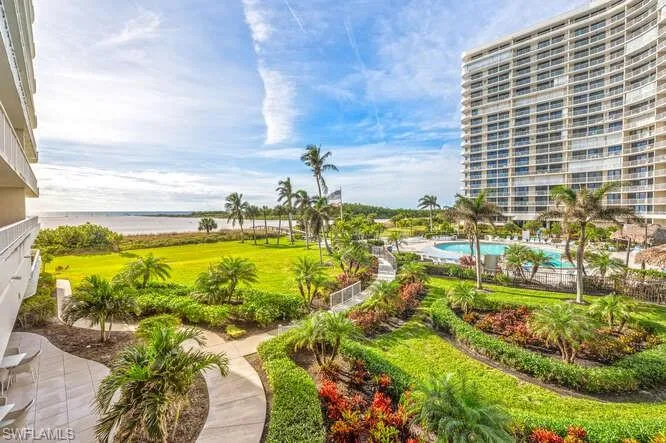 260 Seaview Ct 1-208, Marco Island, Florida 34145