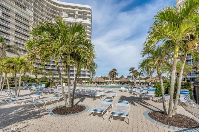260 Seaview Ct 1-208, Marco Island, Florida 34145