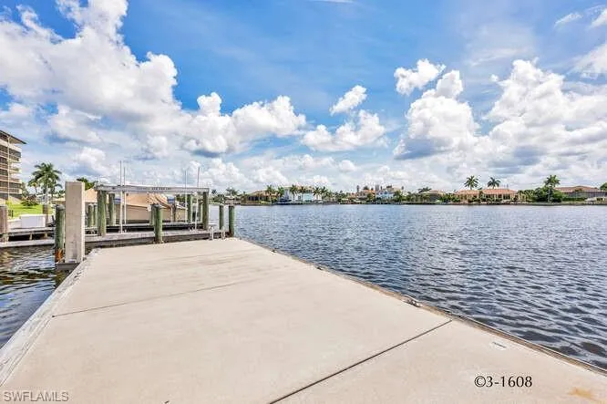 260 Seaview Ct 1-208, Marco Island, Florida 34145
