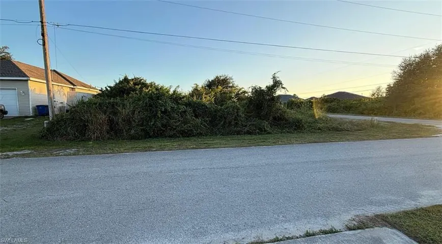 3219 37th St Sw, Lehigh Acres, Florida 33976