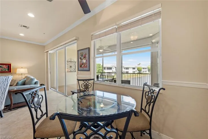 breakfast nook