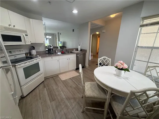 3009 Driftwood Way 2803, Naples, Florida 34109