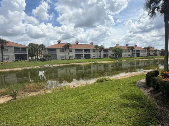 3009 Driftwood Way 2803, Naples, Florida 34109