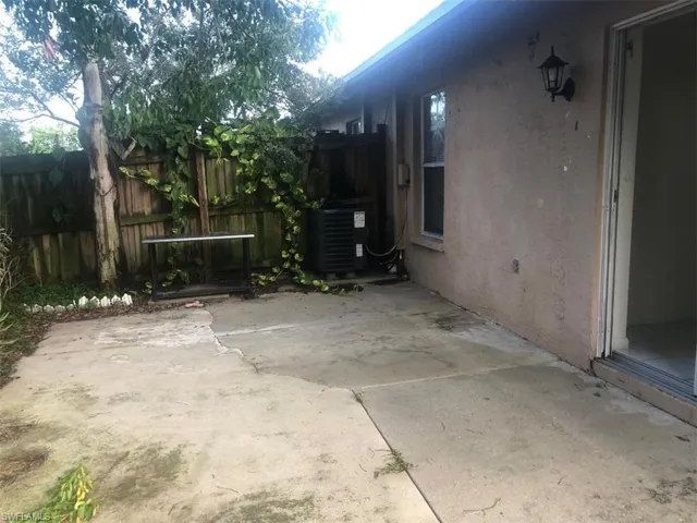 4751 25th Pl Sw C, Naples, Florida 34116