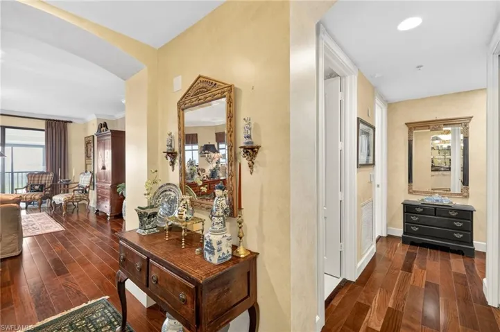 11620 Court Of Palms 202, Fort Myers, Florida 33908