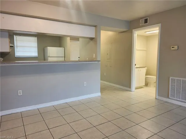 621 Sw 47th Ter 103, Cape Coral, Florida 33914