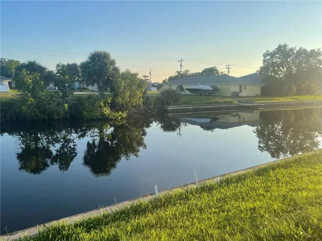 621 Sw 47th Ter 103, Cape Coral, Florida 33914
