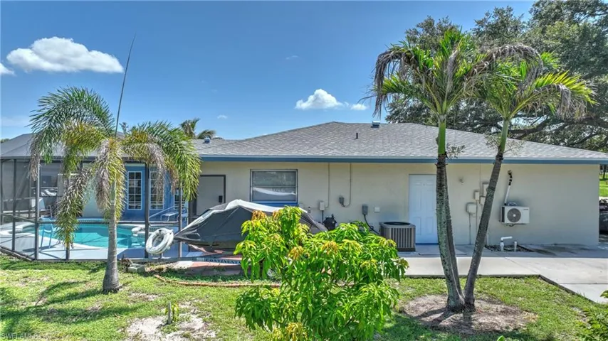 1701 Ridgecrest St, Lehigh Acres, Florida 33936