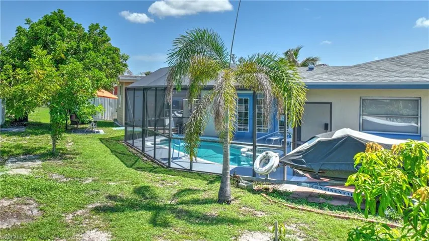 1701 Ridgecrest St, Lehigh Acres, Florida 33936