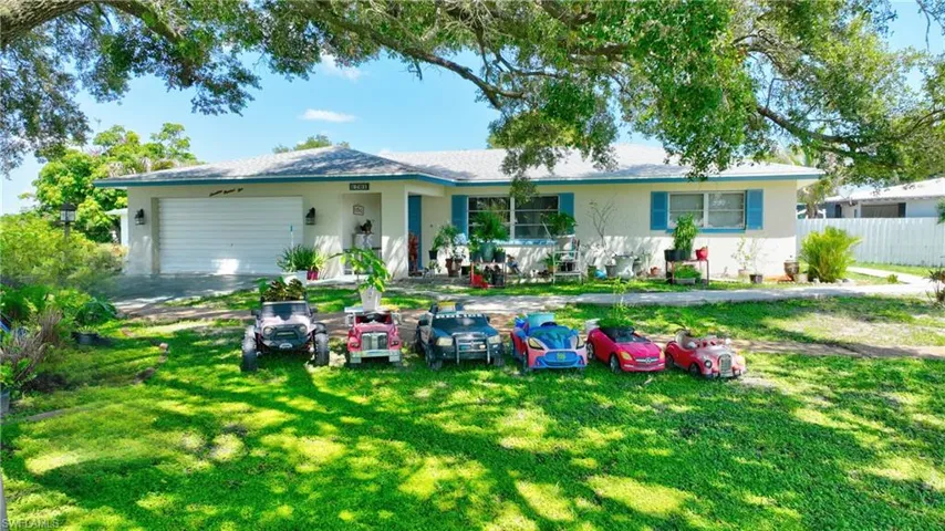 1701 Ridgecrest St, Lehigh Acres, Florida 33936