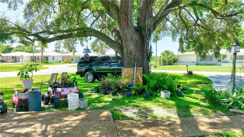 1701 Ridgecrest St, Lehigh Acres, Florida 33936