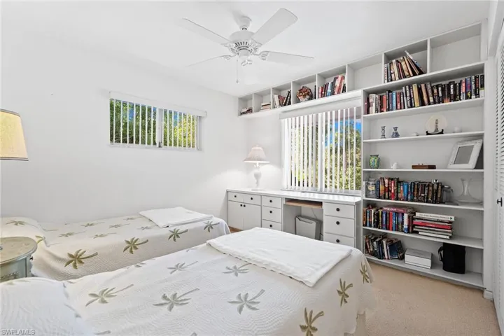 3581 County Barn Rd 203, Naples, Florida 34112