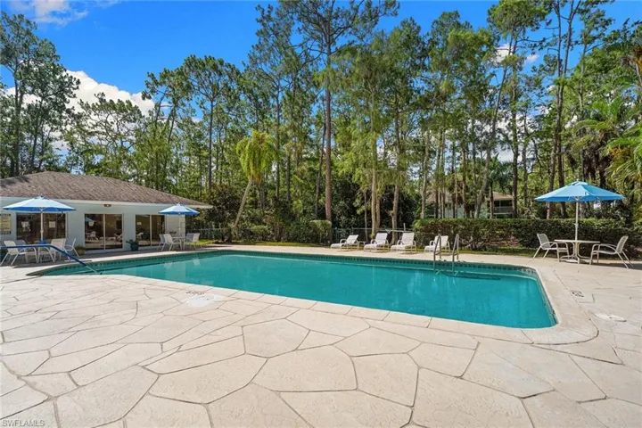 3581 County Barn Rd 203, Naples, Florida 34112