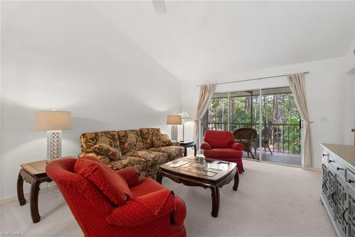 3581 County Barn Rd 203, Naples, Florida 34112