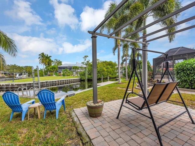 Waterfront Sitting Area