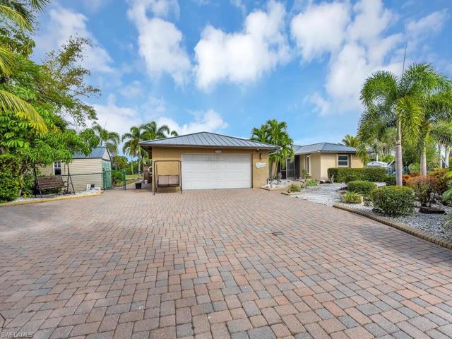 Wide & Long Driveway w/ Pavers