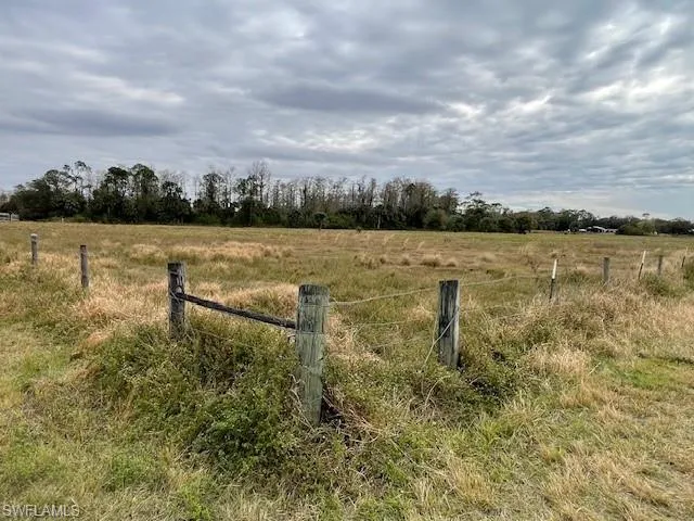 View of yard featuring a rural view