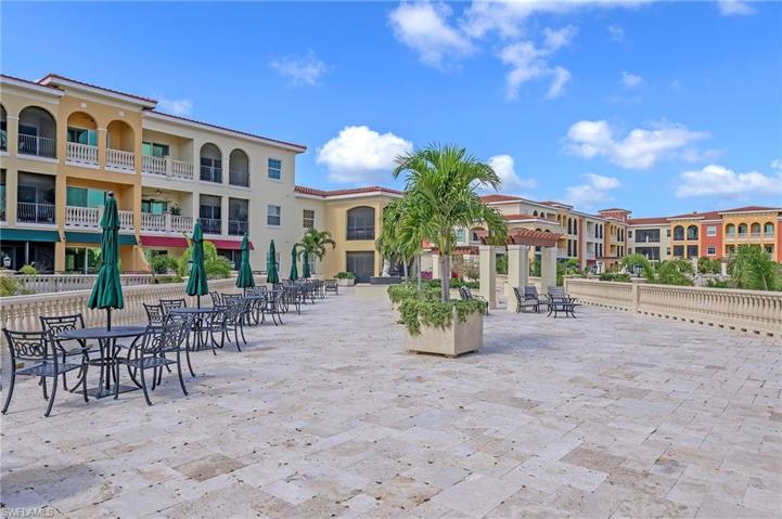 21460  Strada Nuova  CIR, Estero, FL 33928