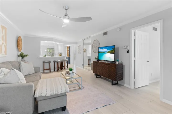 816 Gulf Pavilion Dr # 102, Naples, Florida 34108