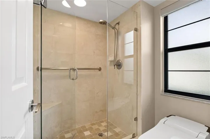 722  10th S AVE, Naples, FL 34102