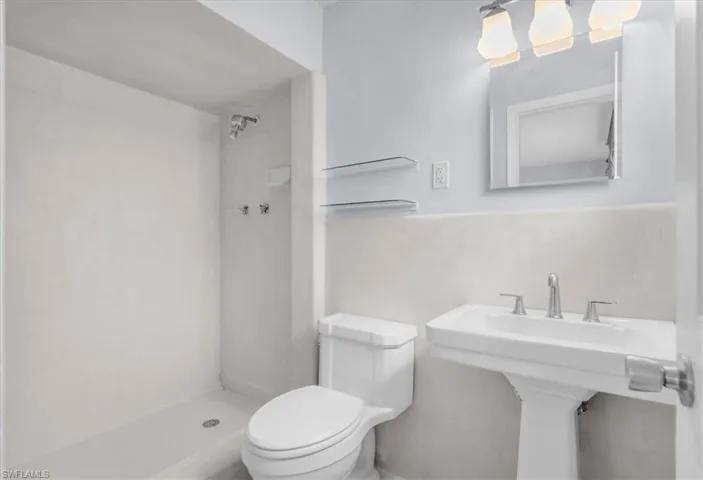 1380 Stadler Dr, Fort Myers, Florida 33901