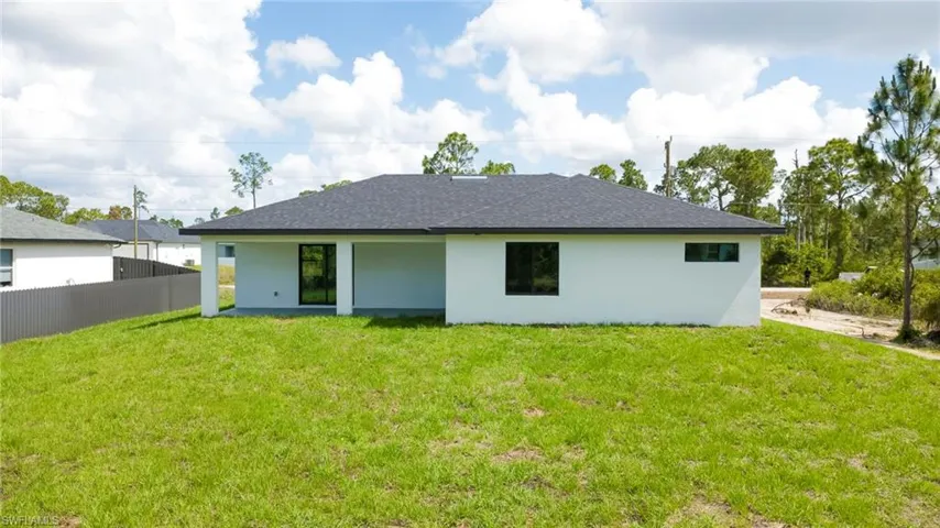 850  Foxtail  ST, Lehigh Acres, FL 33974