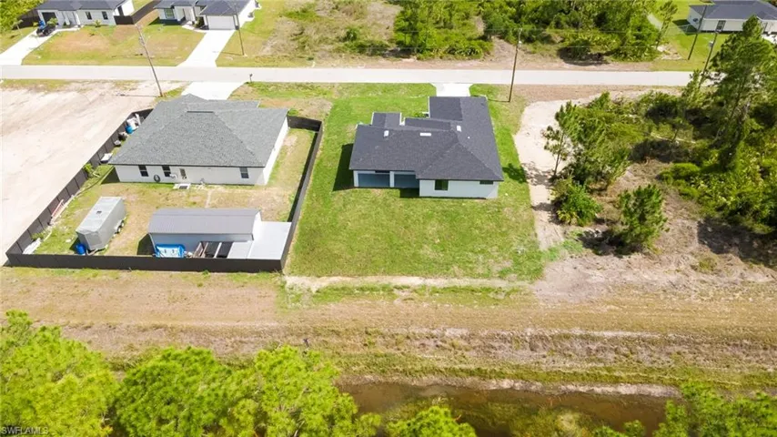 850  Foxtail  ST, Lehigh Acres, FL 33974