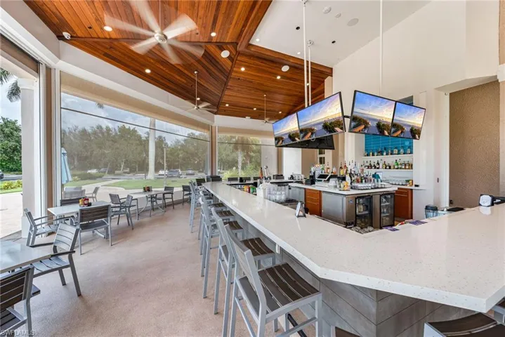 1505 Clermont Dr B202, Naples, Florida 34109