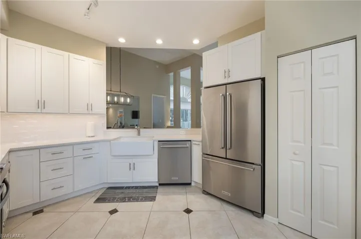 1505 Clermont Dr B202, Naples, Florida 34109