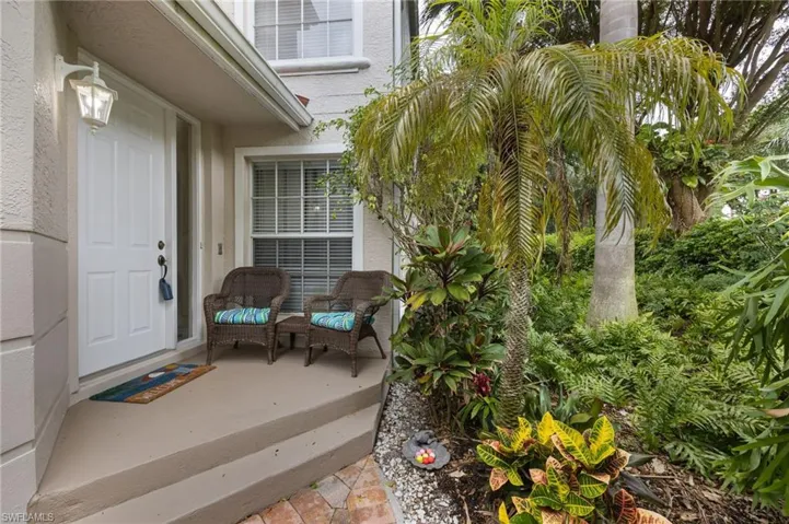 1505 Clermont Dr B202, Naples, Florida 34109