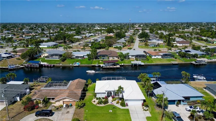 2532 Shelby Pkwy, Cape Coral Fl 33904