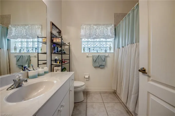 2532 Shelby Pkwy, Cape Coral Fl 33904